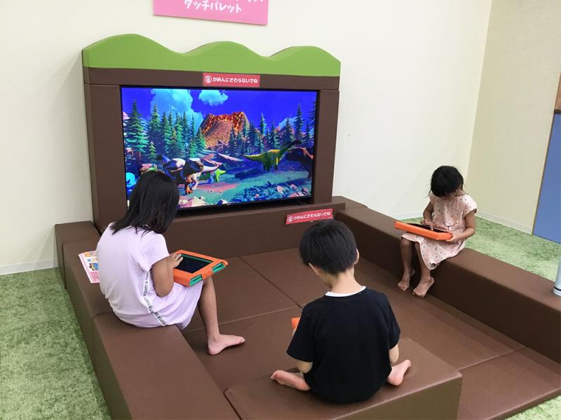 「デジタルひろば」に『おえかきパラダイスタッチパレット』を導入いただきました