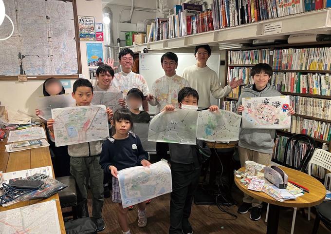 地図好きの子集まれ！ペンやシールでオリジナル思い出マップを作ろう